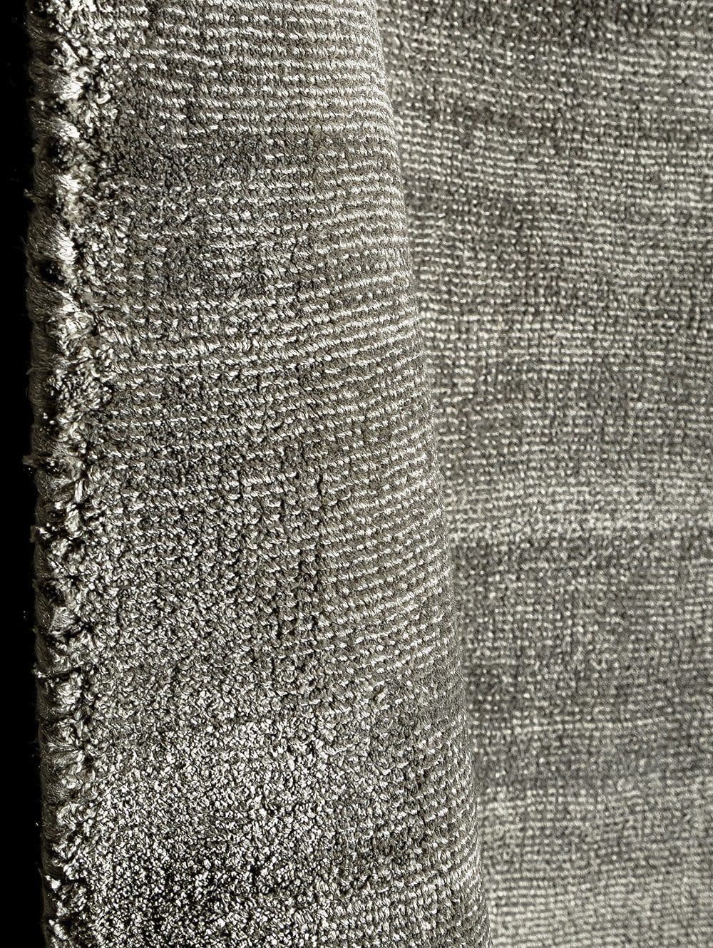SILKY DISTRESSED GRIS 250X300
